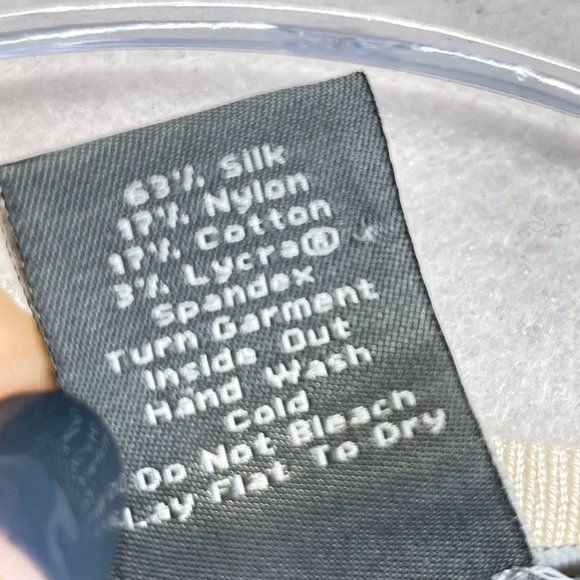 ANN TAYLOR Womens L Silk Blend Mod Blue Swirl Crystal Button Up Top Sweater - Picture 9 of 11